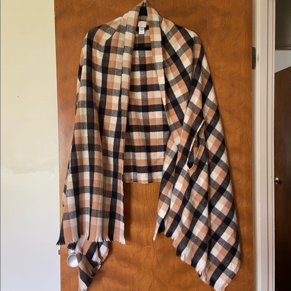 Plaid Winter cape
